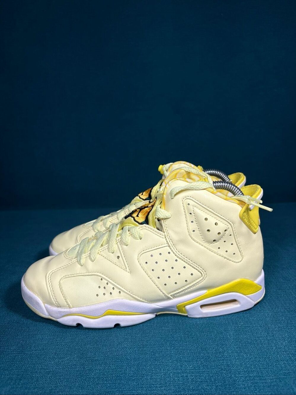 Air Jordan 6 Retro GS Floral Citron Tint Size 5.5Y Womens 7 Yellow 543390-800
